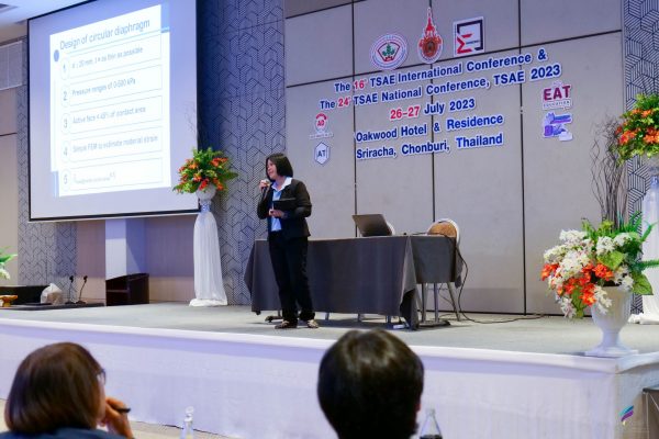 P1058959